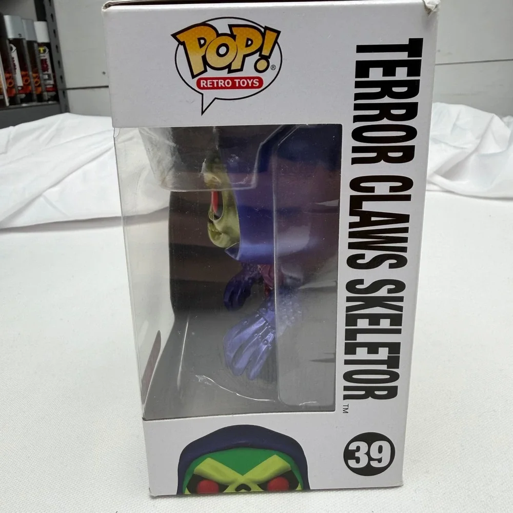 Funko Pop Masters of the Universe Terror Claws Skeletor 39 Target Exclusive MOTU
